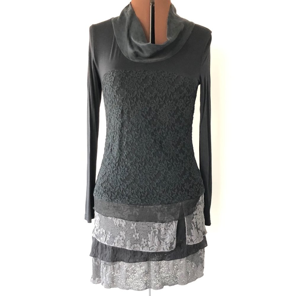 Fitted Tunic with Tiered Lace Skirt